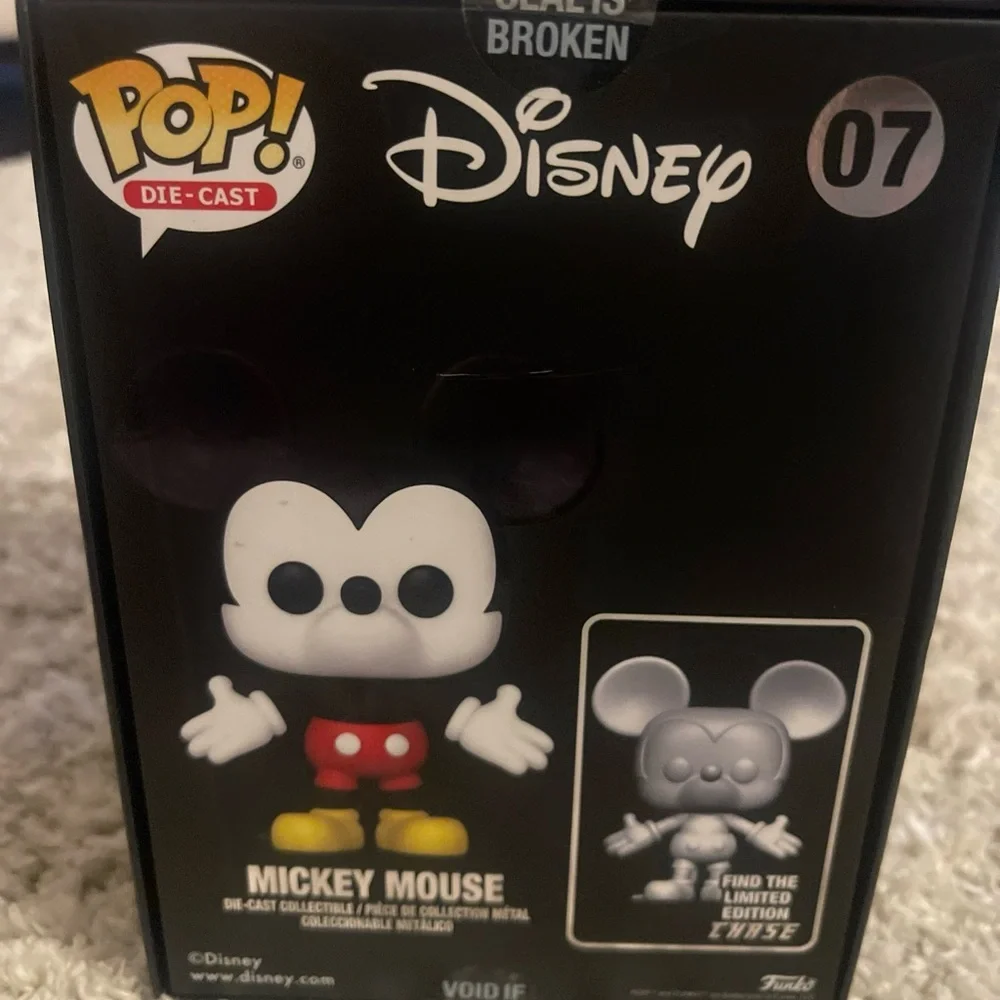 Funko Disney Die-Cast Mickey Mouse Figure - Picture 3 of 7
